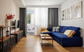 Zen Apartment